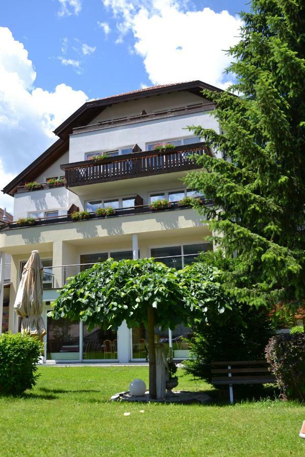 Familienhotel Alpina All Inklusive ヴェンス エクステリア 写真