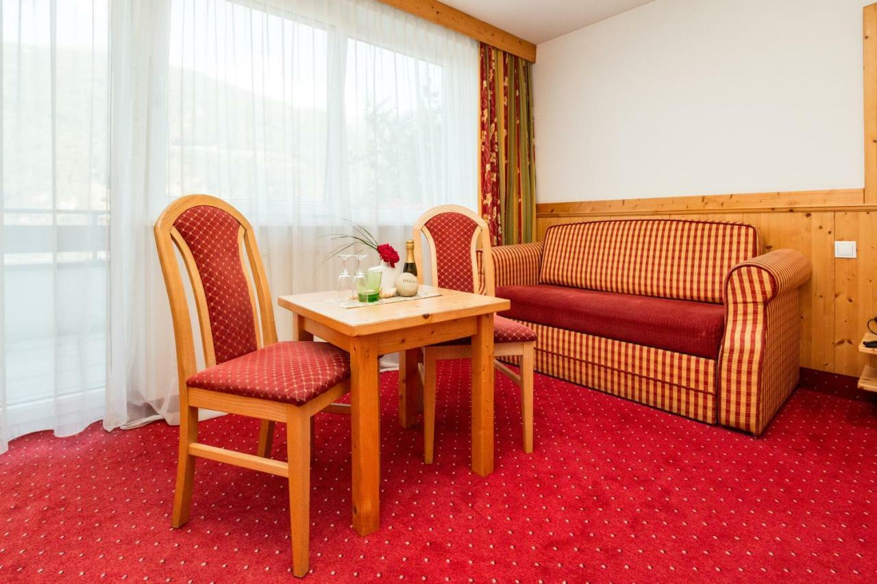 Familienhotel Alpina All Inklusive ヴェンス エクステリア 写真