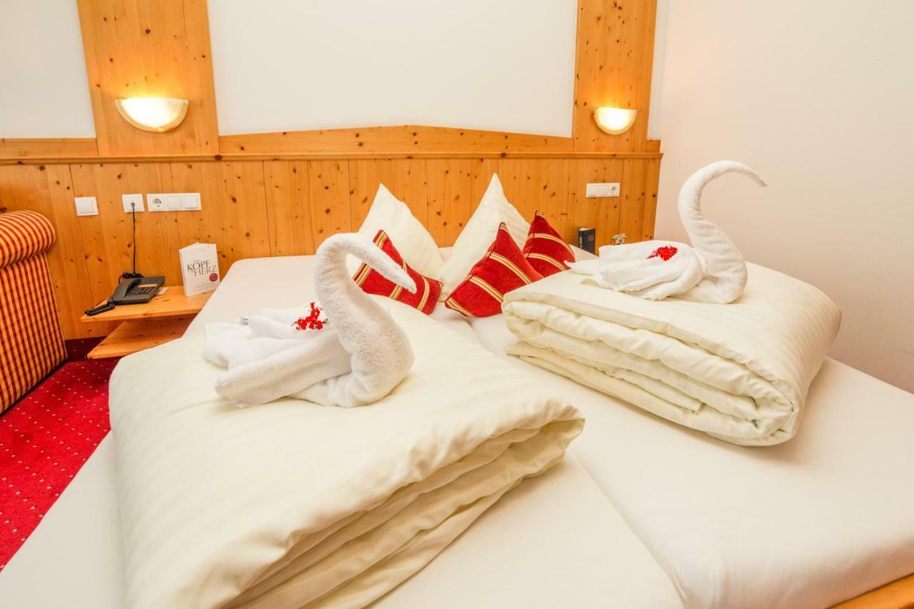 Familienhotel Alpina All Inklusive ヴェンス エクステリア 写真
